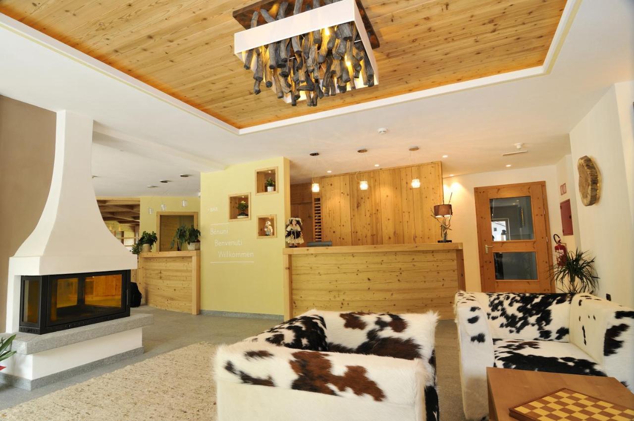Hotel Chalet Dlaces Сельва-ди-Валь-Гардена Экстерьер фото