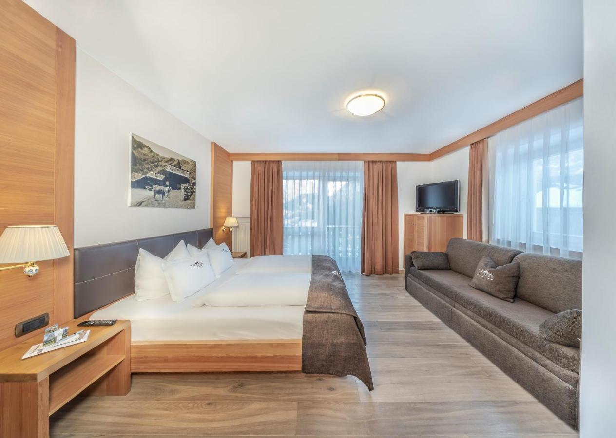 Hotel Chalet Dlaces Сельва-ди-Валь-Гардена Экстерьер фото