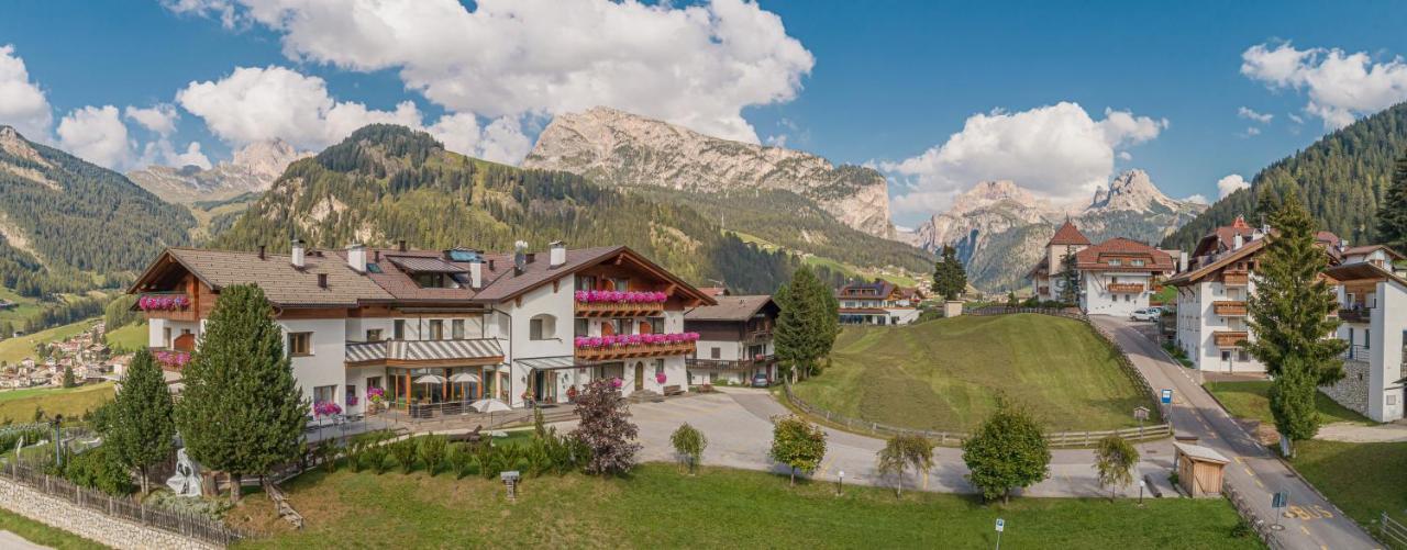 Hotel Chalet Dlaces Сельва-ди-Валь-Гардена Экстерьер фото